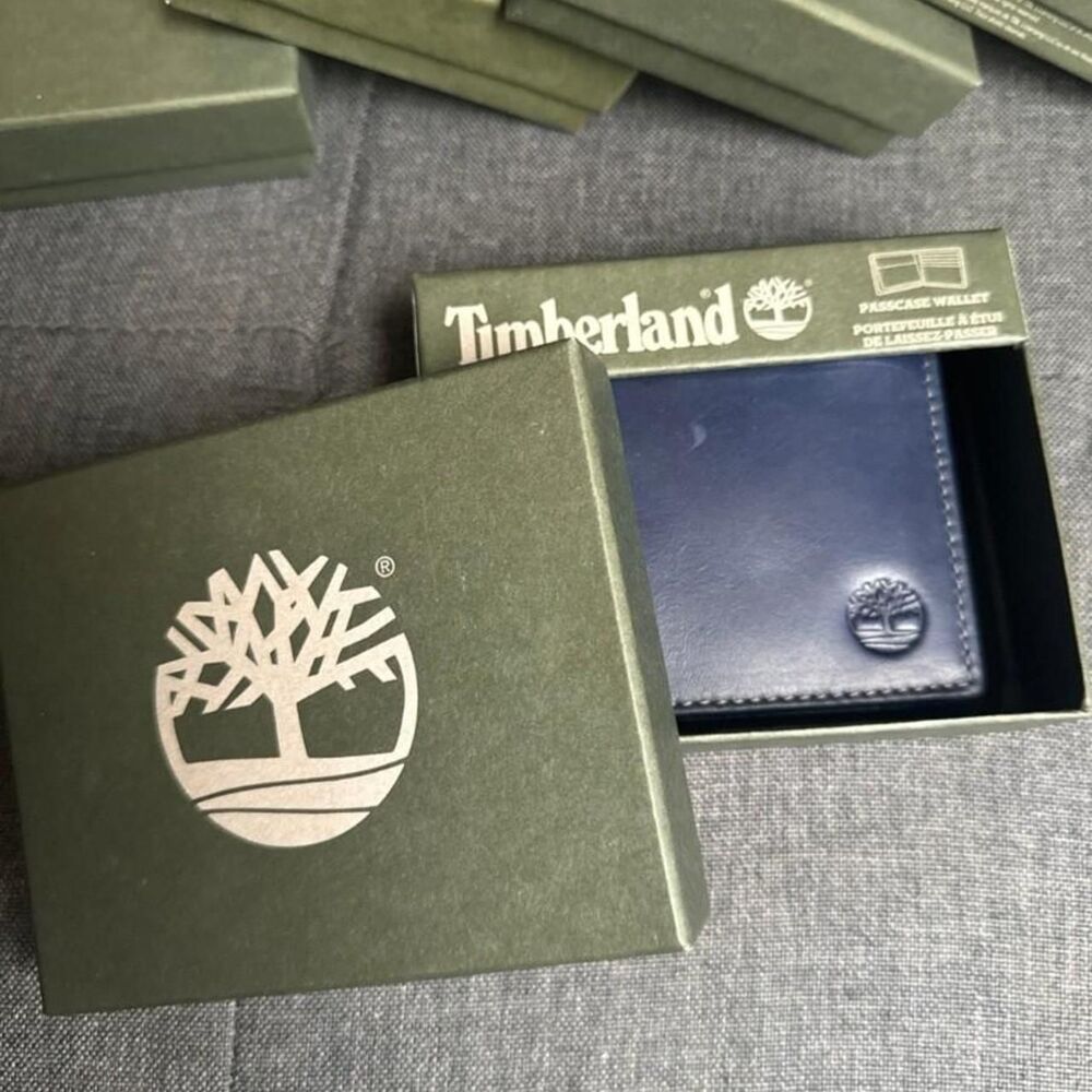 Timberland Men's Blue Wallet